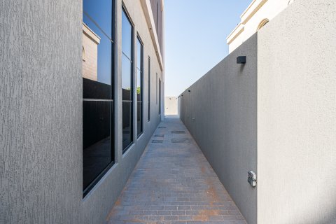 Vila u Al Wasl, Dubai, UAE 5 spavaćih soba, 288 m2 Br. 749975 - fotografija 17