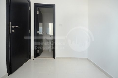 Apartament na sprzedaż w Al Reef, Abu Dhabi, ZEA 3 sypialnie, 155 mkw., nr 731402 - zdjęcie 8