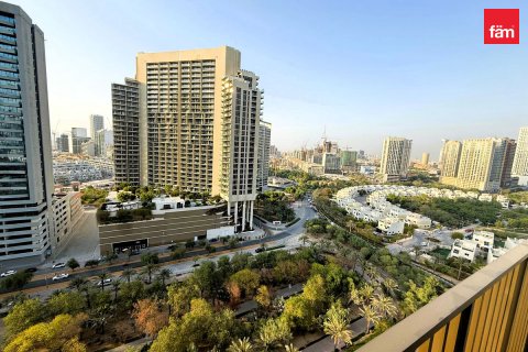 Apartmen di Dubai, UAE 3 bilik tidur, 122.7 meter persegi № 765735 - foto 4