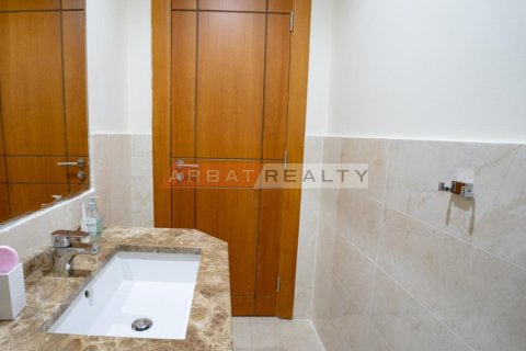 Apartment til salg i Al Barsha, Dubai, UAE 1 soveværelse, 69.77 kvm № 737079 - foto 15