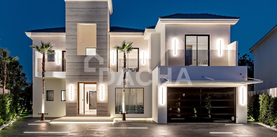 Vilë në Jumeirah Islands, Dubai, Emiratet e Bashkuara Arabe 5 dhoma gjumi, 502 m2. № 763110