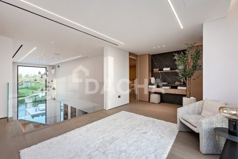 Vilë në Jumeirah Islands, Dubai, Emiratet e Bashkuara Arabe 5 dhoma gjumi, 502 m2. № 763110 - Foto 12