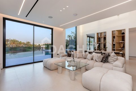 Vilë në Jumeirah Islands, Dubai, Emiratet e Bashkuara Arabe 5 dhoma gjumi, 502 m2. № 763110 - Foto 9