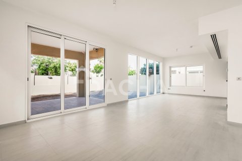 Vila u gradu Jumeirah Park, Dubai, UAE 4 spavaće sobe, 454 m2 Br. 763106 - Slika 4