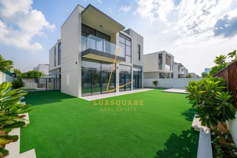 וילה ב Al Furjan, Dubai, איחוד האמירויות 4 חדרי שינה, 570 מ