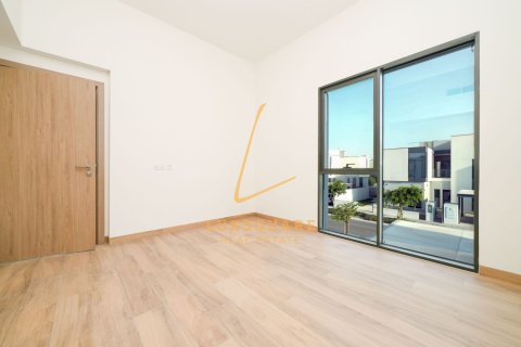 Vila v Al Furjan, Dubai, SAE 4 ložnice, 570 m² Č.: 722250 - fotografie 13
