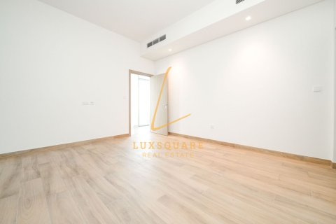 Vila v Al Furjan, Dubai, SAE 4 ložnice, 570 m² Č.: 722250 - fotografie 17