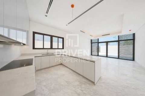 Villa zur Miete in Mohammed Bin Rashid City, Dubai, VAE 4 Schlafzimmer, 697.98 m2 Nr. 768588 - Foto 5
