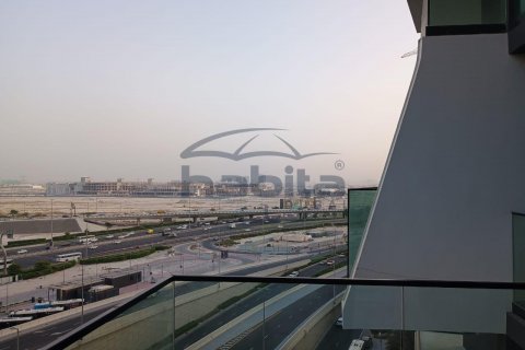Apartment in Business Bay, Dubai, UAE 41.8 sq.m. № 517595 - photo 11