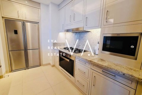 Apartamento para arrendamento em Downtown Dubai (Downtown Burj Dubai), Dubai, EAU 3 quartos, 187.75 m2 № 637686 - foto 8