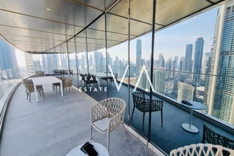 Apartamento para arrendamento em Downtown Dubai (Downtown Burj Dubai), Dubai, EAU 3 quartos, 187.75 m2 № 637686 - foto 14