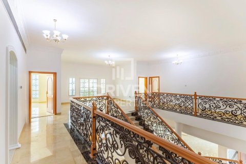 Villa en alquiler en Al Barsha, Dubai, EAU 6 dormitorios, 1393.55 m2 № 757145 - foto 26