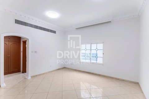 Villa en alquiler en Al Barsha, Dubai, EAU 6 dormitorios, 1393.55 m2 № 757145 - foto 16
