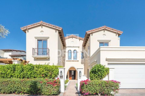 Villa zur Miete in Arabian Ranches 2, Dubai, VAE 6 Schlafzimmer, 760.78 m2 Nr. 757144 - Foto 2