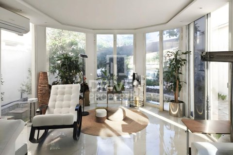 Villa itt: Jumeirah Village Circle, Dubai, EAE, 3 hálószoba, 362.32 m², azonosító: 757141