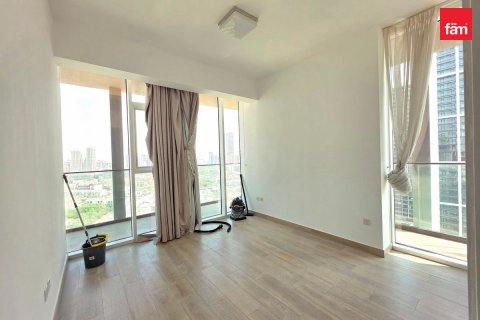 Apartment til salg i Dubai, UAE 3 soveværelser, 137.2 kvm № 752033 - foto 6