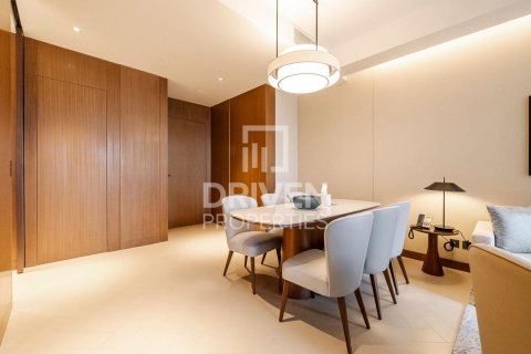 Appartamento in vendita a Downtown Dubai (Downtown Burj Dubai), Dubai, EAU 3 camere da letto, 146.04 mq. № 755952 - foto 7
