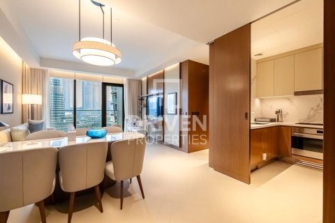 Appartamento in vendita a Downtown Dubai (Downtown Burj Dubai), Dubai, EAU 3 camere da letto, 146.04 mq. № 755952 - foto 3