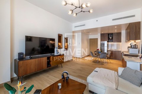 Appartement te huur in Jumeirah, Dubai, VAE 1 slaapkamer, 70.42 vr.m., nr 762643 - foto 5