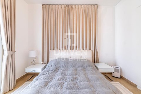 Appartement te huur in Jumeirah, Dubai, VAE 1 slaapkamer, 70.42 vr.m., nr 762643 - foto 8