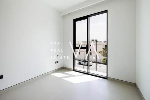 Vilă de închiriat în Dubai, EAU 4 dormitoare, 405 mp.  №637625 - poză 14