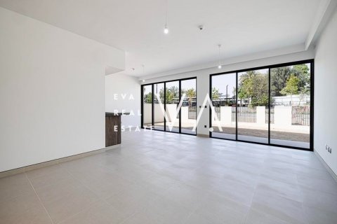 Vilă de închiriat în Dubai, EAU 4 dormitoare, 405 mp.  №637625 - poză 9
