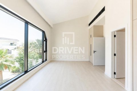Villa en alquiler en Jumeirah, Dubai, EAU 5 dormitorios, 341.6 m2 № 768061 - foto 15