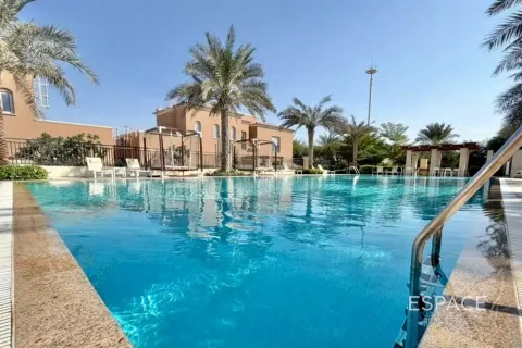 Villa à vendre à  Dubai Land, Dubai, EAU 3 chambres, 178 m2 № 738019 - photo 12