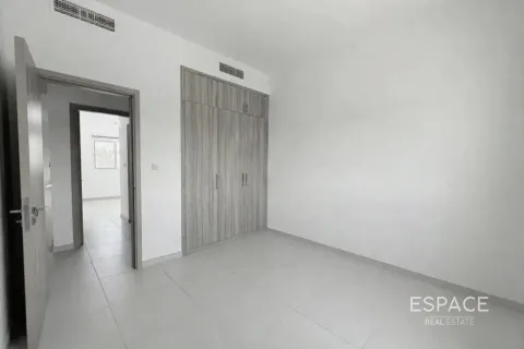 Villa à vendre à  Dubai Land, Dubai, EAU 3 chambres, 178 m2 № 738019 - photo 7