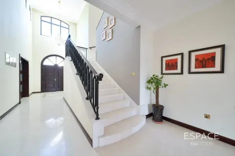 Villa til salg i Palm Jumeirah, Dubai, UAE 4 soveværelser, 465 kvm № 738020 - foto 18
