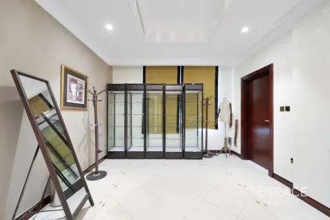 Villa til salg i Palm Jumeirah, Dubai, UAE 4 soveværelser, 465 kvm № 738020 - foto 11