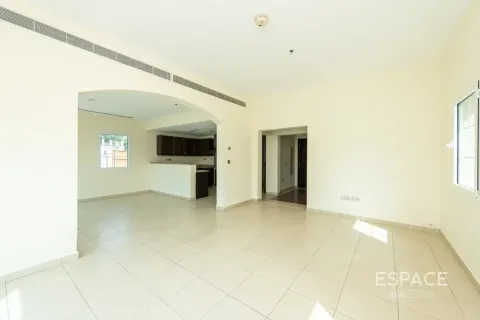 Вилла Jumeirah Village Triangle, Дубай, БАӘ-да 5 жатын бөлмелер, 372 м² № 737800 - фото 6