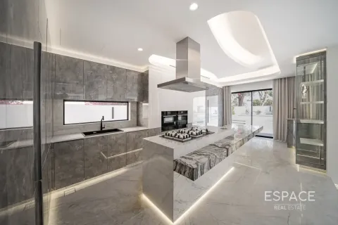 Vila di Meadows, Dubai, UEA 4 kamar tidur, 388 m2 nomor 737798 - foto 10