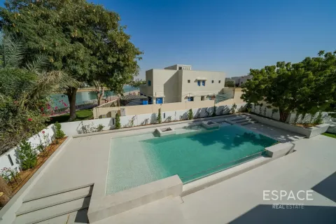 Vila di Meadows, Dubai, UEA 4 kamar tidur, 388 m2 nomor 737798 - foto 3