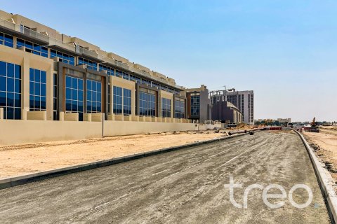 Dubai, UAE의 판매용 빌라 침실 4개, 245.26제곱미터 번호 739280 - 사진 4