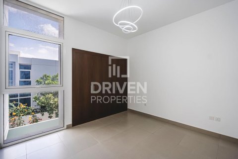 Таунхаус Мудон, Дубай, БАӘ-да 3 жатын бөлмелер, 263.94 м² № 768442 - фото 17