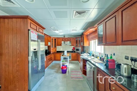 Βίλα σε Meadows, Dubai, ΗΑΕ 4 υπνοδωμάτια, 373.28 τ.μ. Αρ. 733480 - φωτογραφία 7