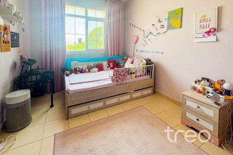 Rekkehus til leie i Arabian Ranches, Dubai, Emiratene 3 soverom, 258.36 kvm Nr. 755494 - Foto 12