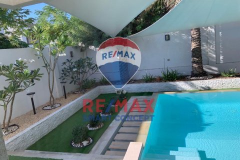 Villa on the Yas Island, Abu Dhabi, UAE 5 bedrooms, 438.5 sq.m. № 516371 - photo 19