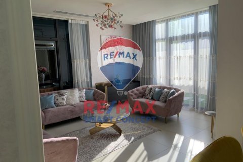 Villa on the Yas Island, Abu Dhabi, UAE 5 bedrooms, 438.5 sq.m. № 516371 - photo 6