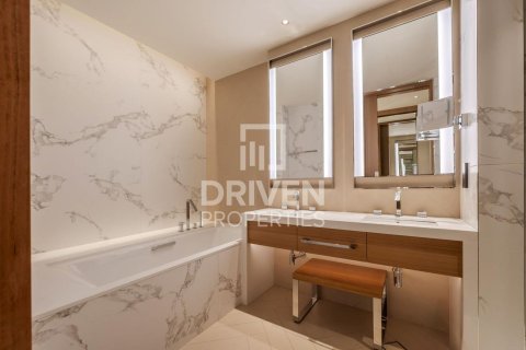 Apartment in Downtown Dubai (Downtown Burj Dubai), Dubai, UAE 3 bedrooms, 146.14 sq.m. № 767890 - photo 19