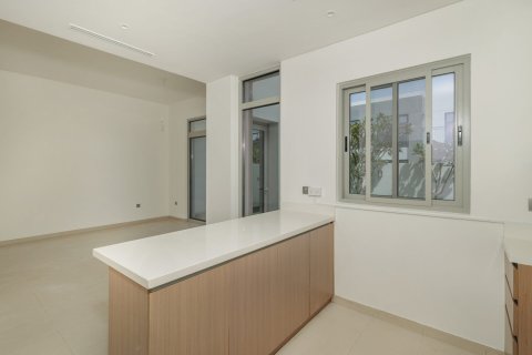 Villa en alquiler en Arabian Ranches 2, Dubai, EAU 3 dormitorios, 180 m2 № 718111 - foto 5