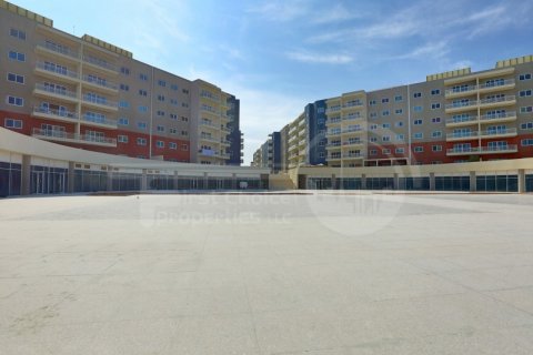 Lägenhet till försäljning i Al Reef, Abu Dhabi, UAE 1 sovrum, 74 kvm Nr. 731093 - fotografi 15