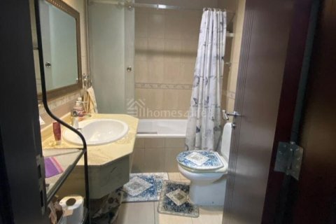 Villa in Jumeirah Village Circle, Dubai, UAE 3 bedrooms, 137 sq.m. № 712228 - photo 13