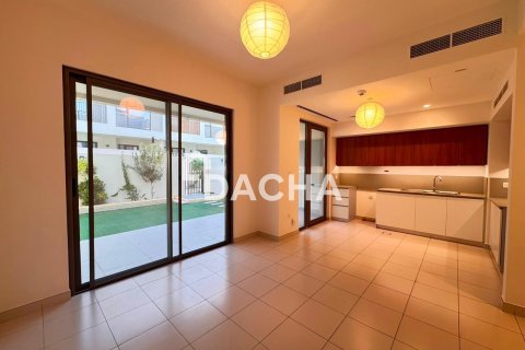 Villa in Dubai South (Dubai World Central), UAE 3 bedrooms, 181 sq.m. № 766060