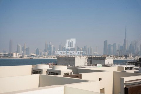 Villa te huur in Jumeirah, Dubai, VAE 5 slaapkamers, 585 vr.m., nr 664197 - foto 17