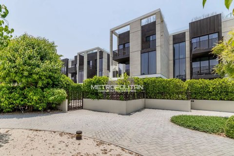 Villa te huur in Jumeirah, Dubai, VAE 5 slaapkamers, 585 vr.m., nr 664197 - foto 16