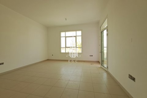 Villa te huur in Khalifa City, Abu Dhabi, VAE 6 slaapkamers, 471.5 vr.m., nr 457560 - foto 18