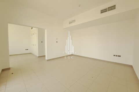 Villa te huur in Khalifa City, Abu Dhabi, VAE 6 slaapkamers, 471.5 vr.m., nr 457560 - foto 16