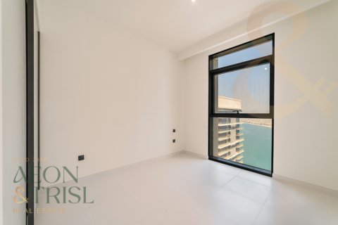 Apartment in Dubai Harbour, Dubai, UAE 1 bedroom, 69 sq.m. № 648179 - photo 2